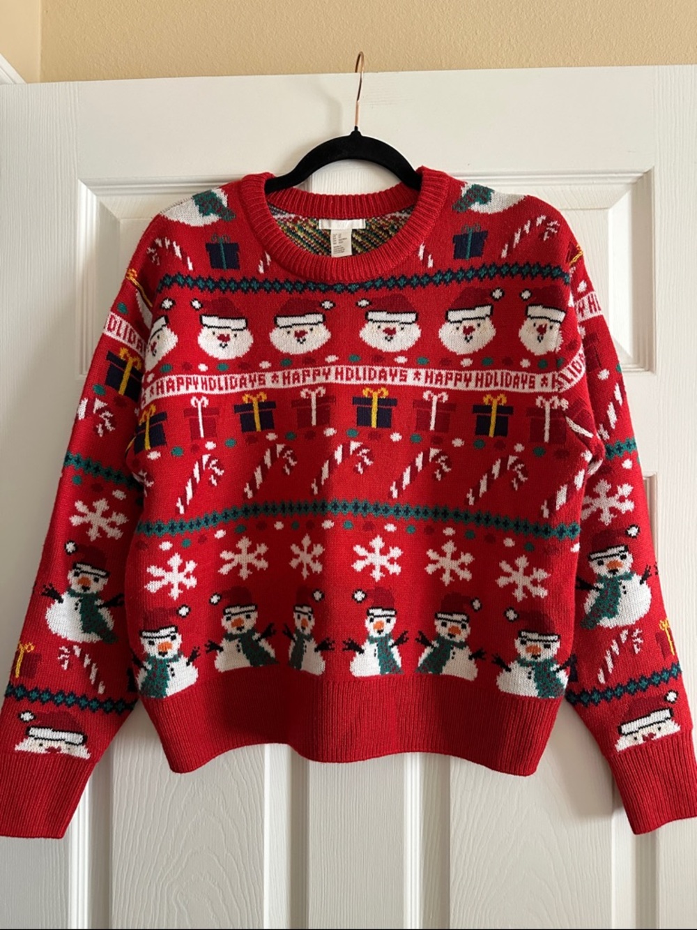 H&M Red Knit Crewneck Christmas Holiday Ugly Sweater